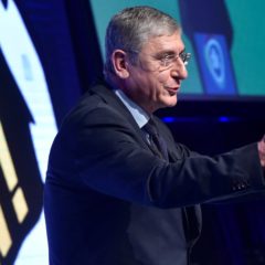 15 százalékos átlagos béremelést ígér a pedagógusoknak a DK