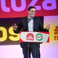 Karácsony: mindenki számára elérhető iskolarendszer kell
