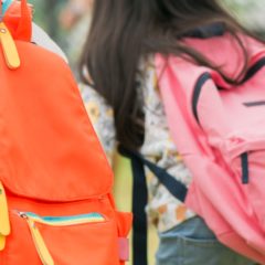 A szakorvosok szerint 2,5 kilónál nem lehet nehezebb az elsősök iskolatáskája