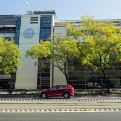 Átadták a Testnevelési Egyetem központi épületét
