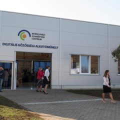 Átadták az ország első digitális közösségi alkotóműhelyét Nyíregyházán