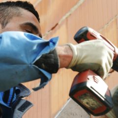 A bádogos szakmunkások megtartásához nettó 600 ezer forintos havi bérre van szükség